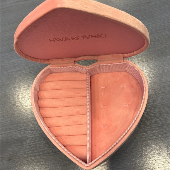 Swarovski Pink Heart-Shaped JEWELRY Box - Picture 3 of 5